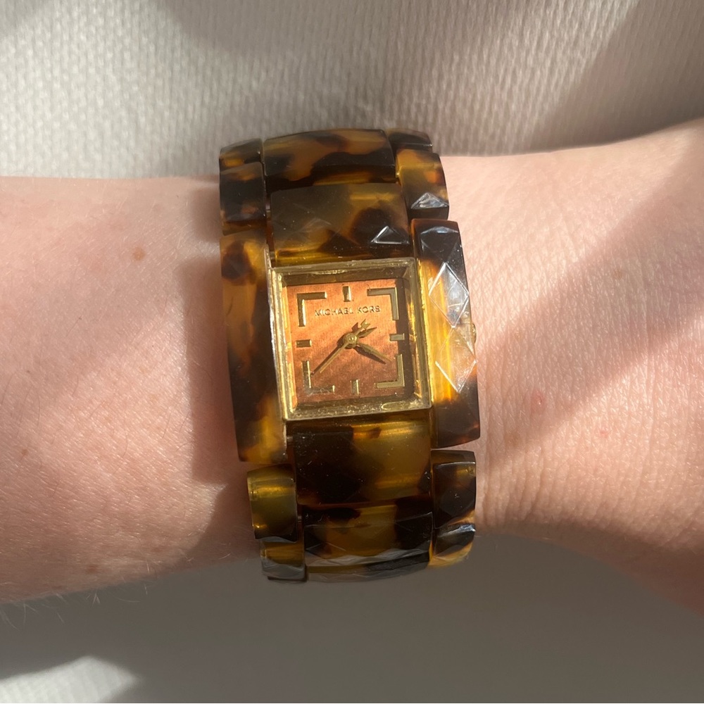 Tortoise shell Michael Kors wristwatch